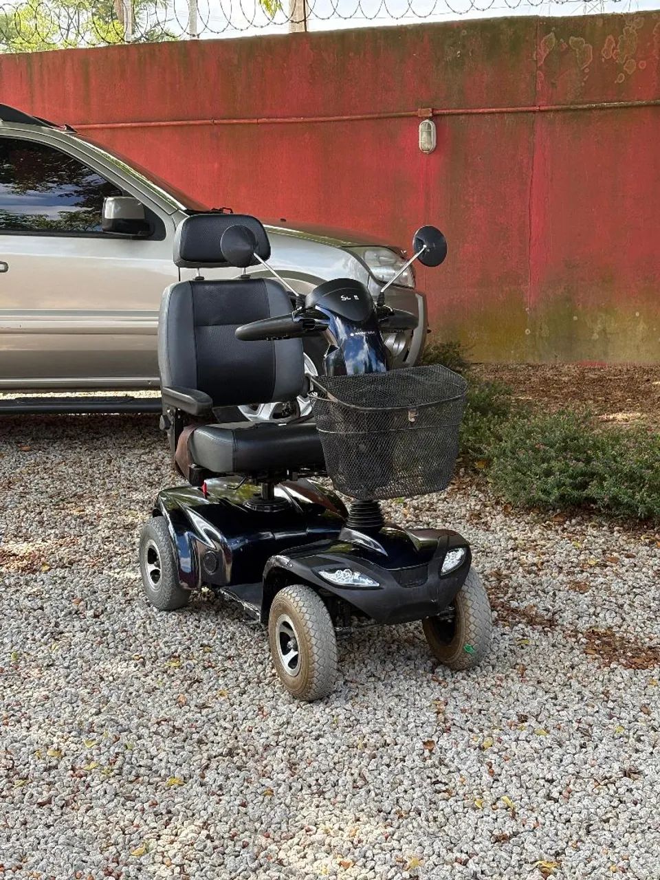 Cadeira de rodas Scooter elétrica  - Foto 2