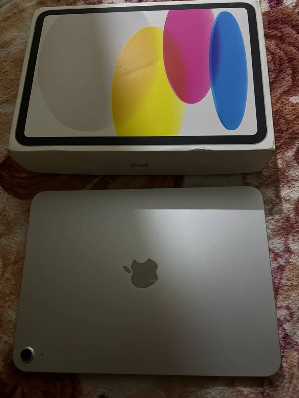 Vendo iPad 11 a16 prata com 6 meses de uso 