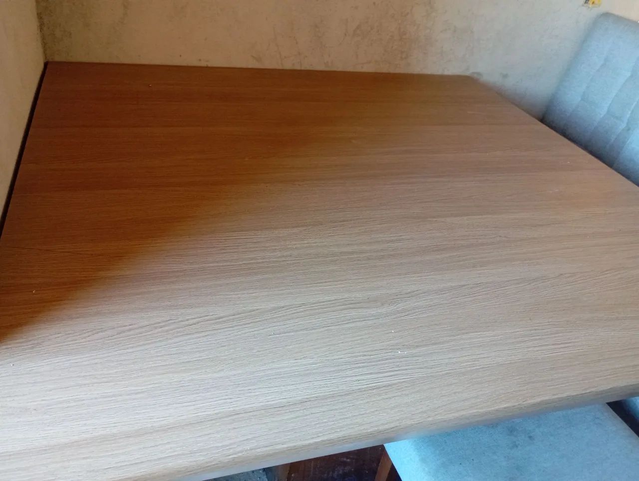 Mesa com 6 cadeiras 