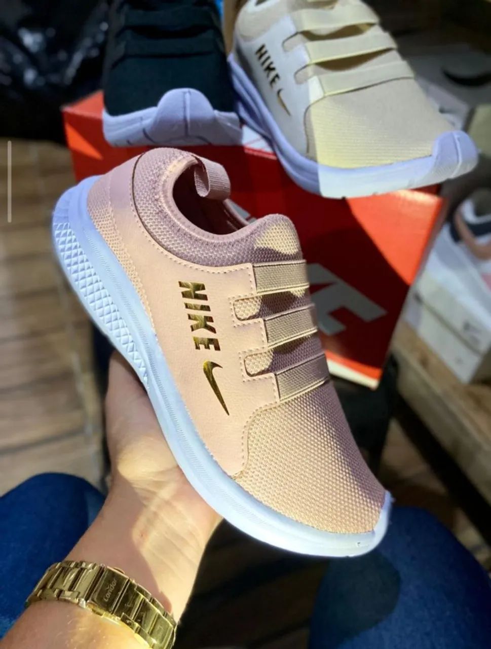 Tênis Nike estilo meia  - Foto 3