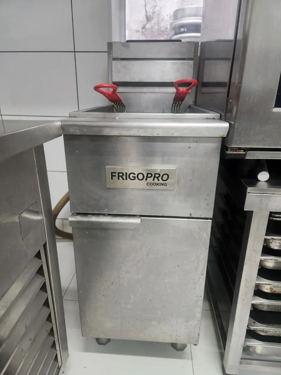 Fritadeira industrial a gás 