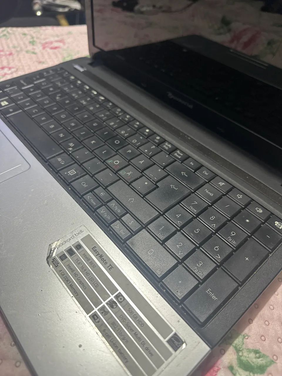 Notebook 15 4GB RAM HD 500 Intel Bom 