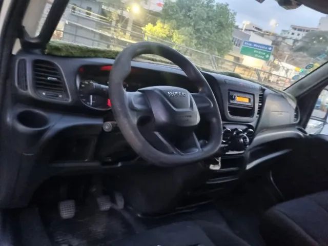 Iveco Daily Chassi 35-150  - Foto 2
