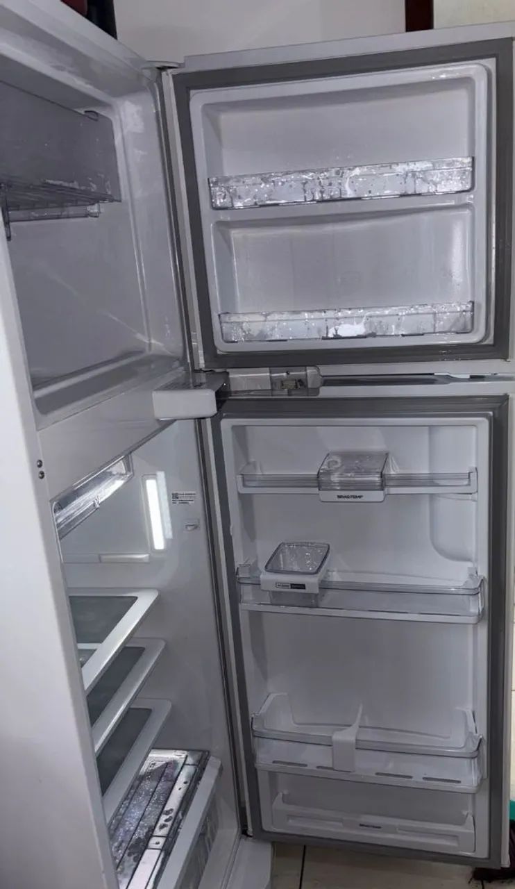 Geladeira Brastemp, Muito nova - Foto 3