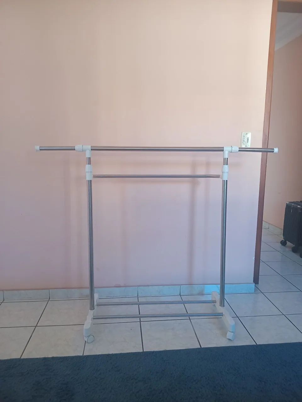 Cabideiro arara regulável com extensor - Foto 3