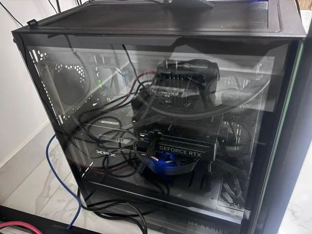 PC High-End: Ryzen 7 8700G | RTX 5070 Ti | 128GB RAM DDR5 | 2TB NVMe