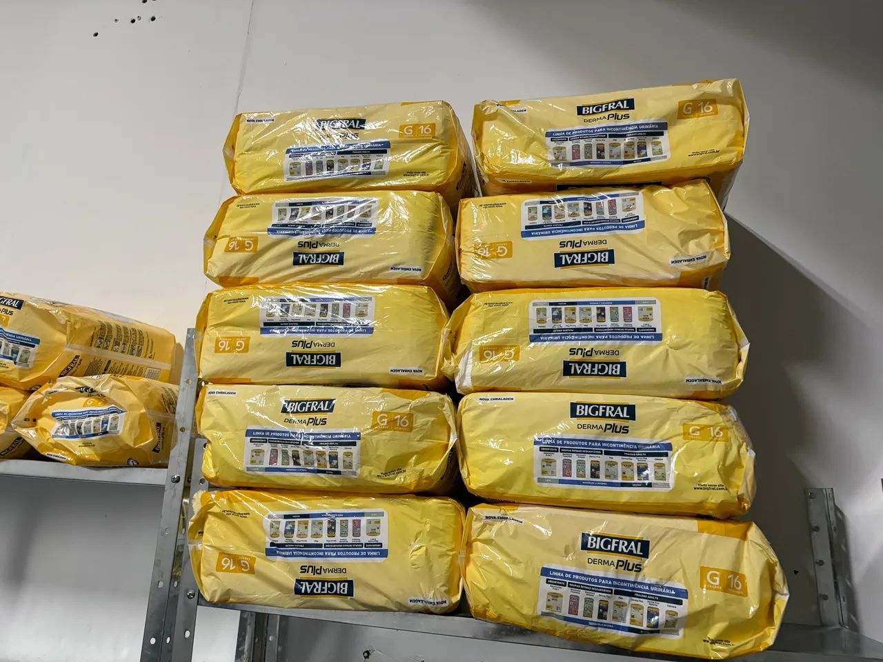 Vendo fraldas bigfral tamanho G  - Foto 5