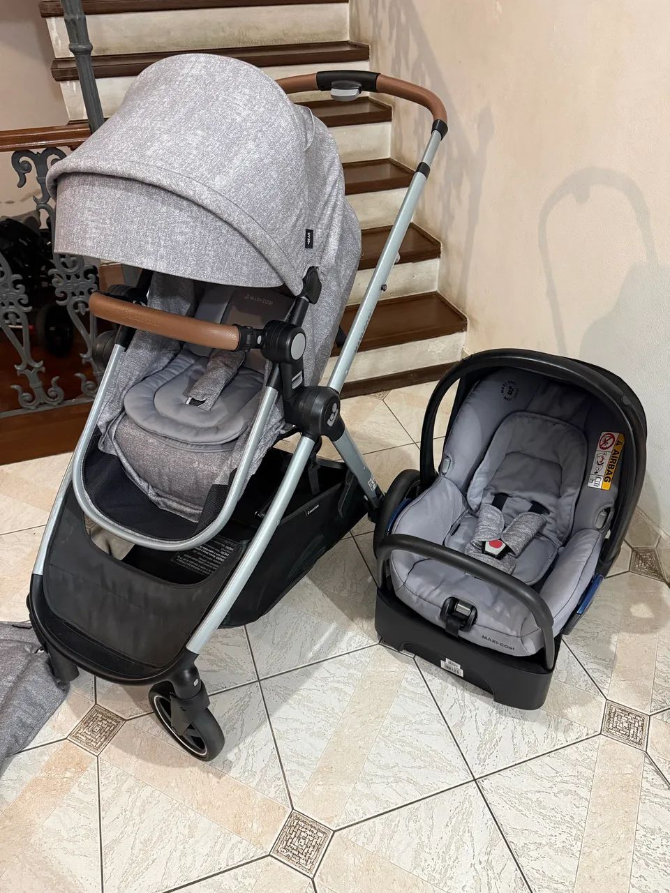 Carrinho de bebê Maxi cosi Anna 2 completo - Foto 2