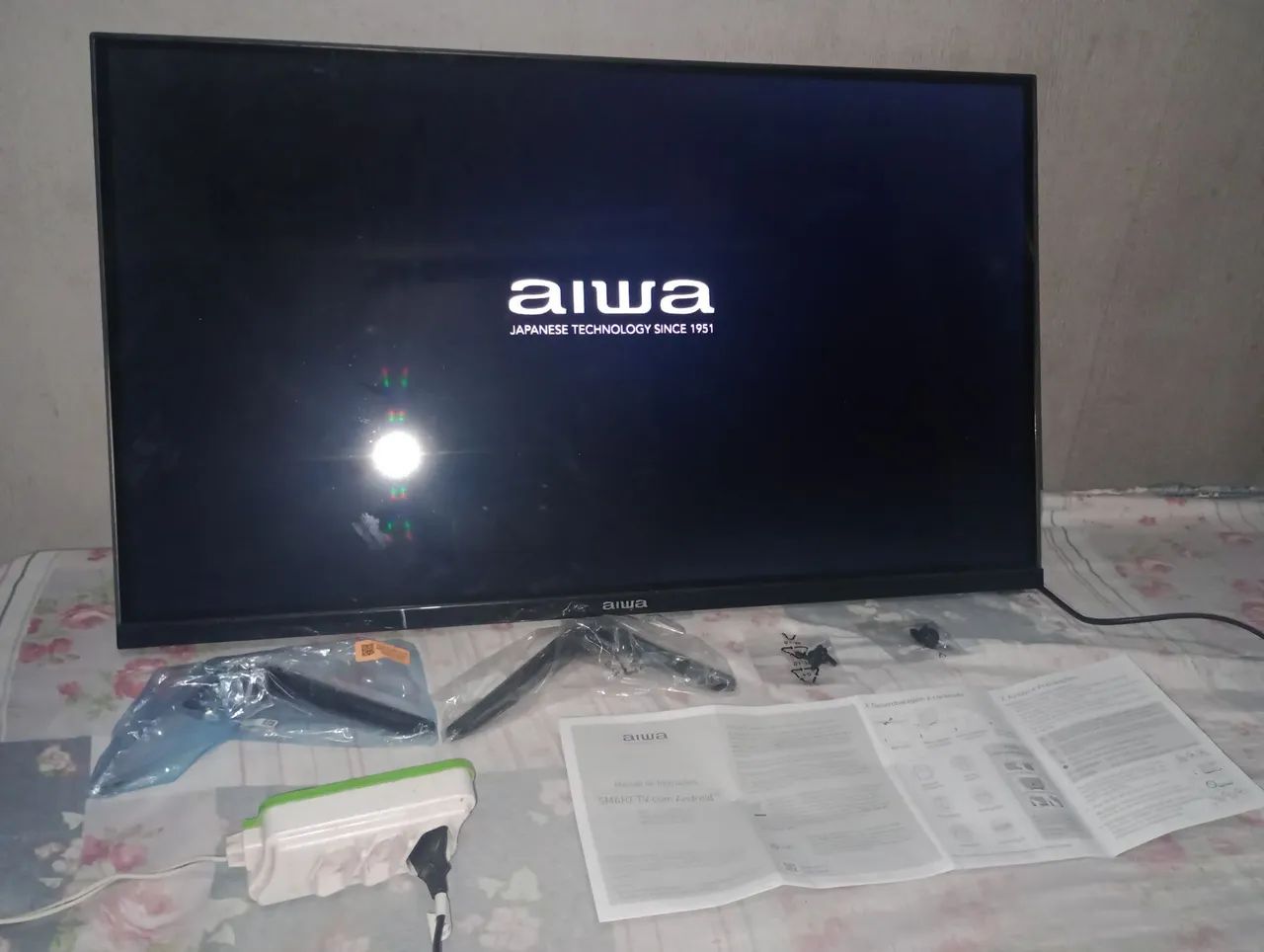 Smart TV AIWA 32" com Android TV  - Foto 2