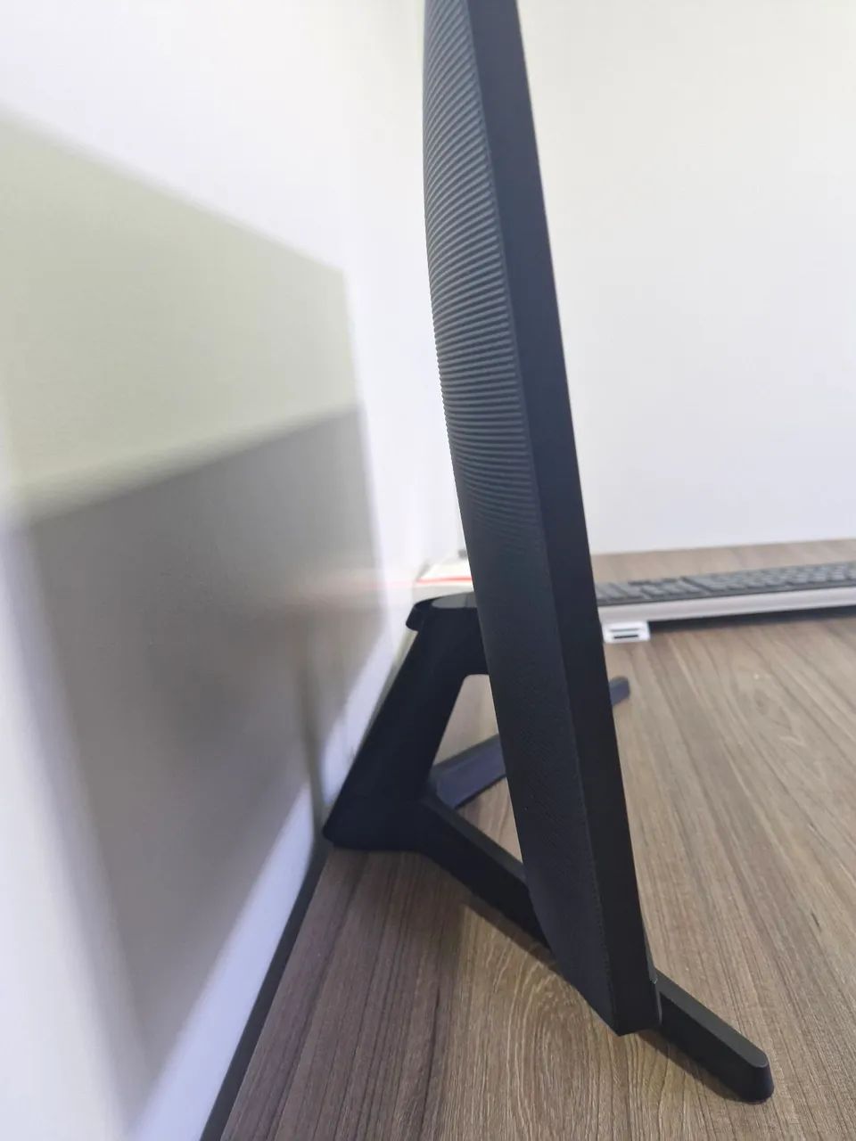 Vendo Monitor / TV Samsung M5. 24 polegadas e controle remoto.  - Foto 2