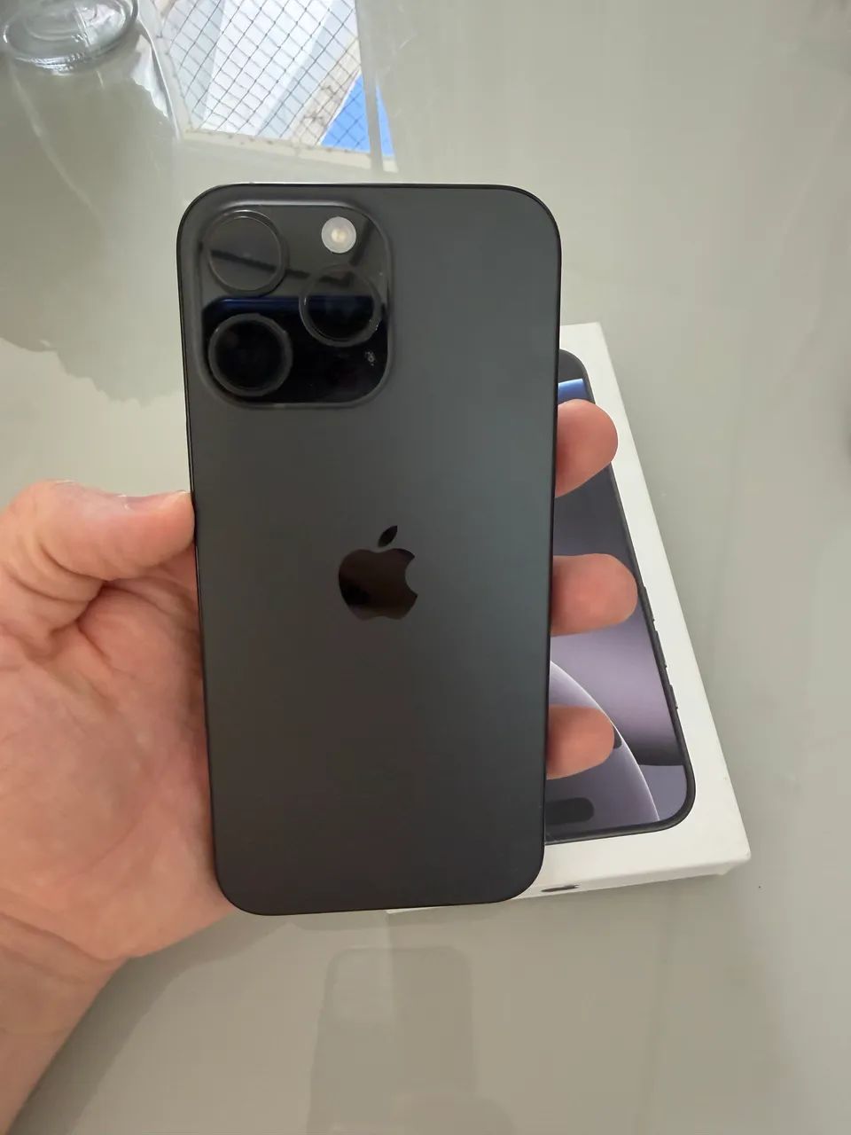 Vendo iPhone 16 Pro Max divido até 12 x