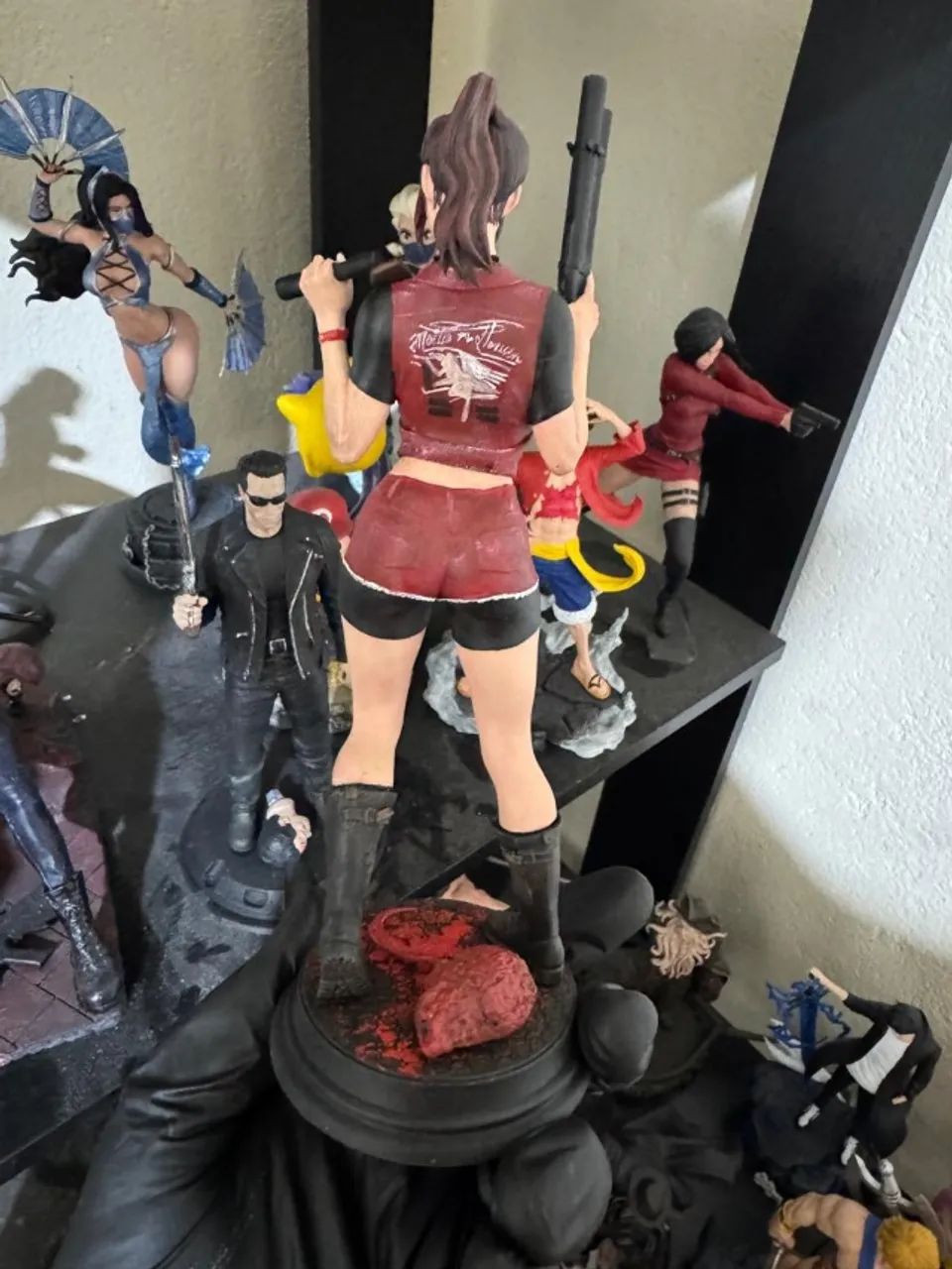 Claire Redfield Resident Evil Action figure jogo Colecionavel Capcom - Foto 5