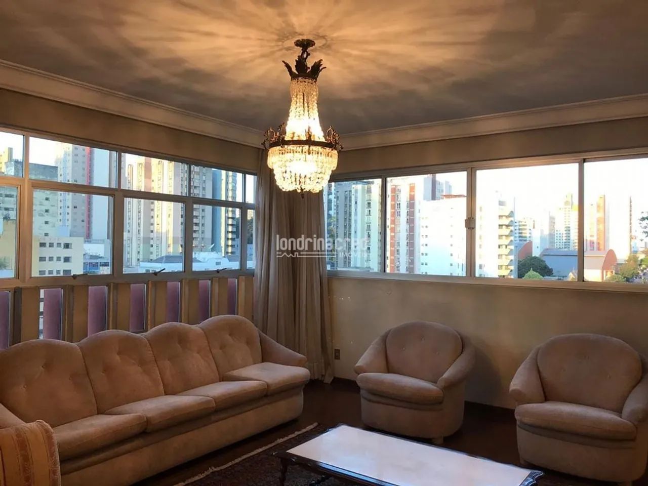 Apartamento à Venda em Centro, Londrina - PR - Foto 3