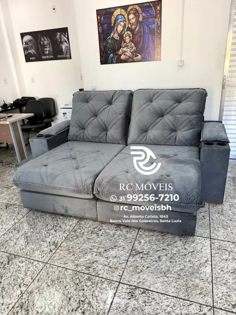 Sofá Retrátil Reclinável Cuiabá com Porta Copos D33 Molas Ensacadas - Foto 4