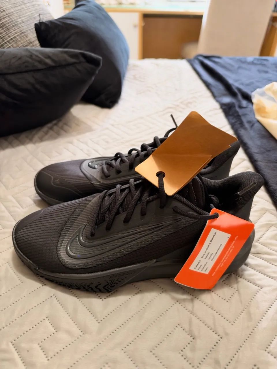 Tenis Nike Precision 7
