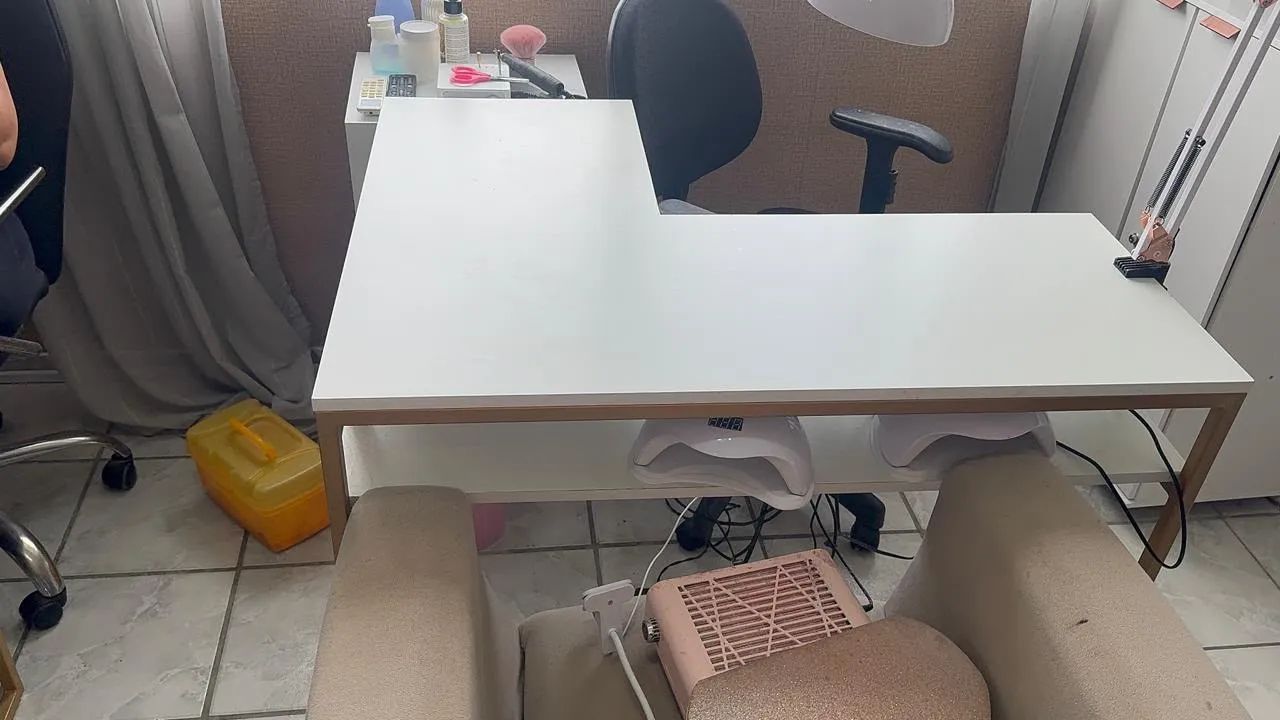 Mesa de manicure  - Foto 2