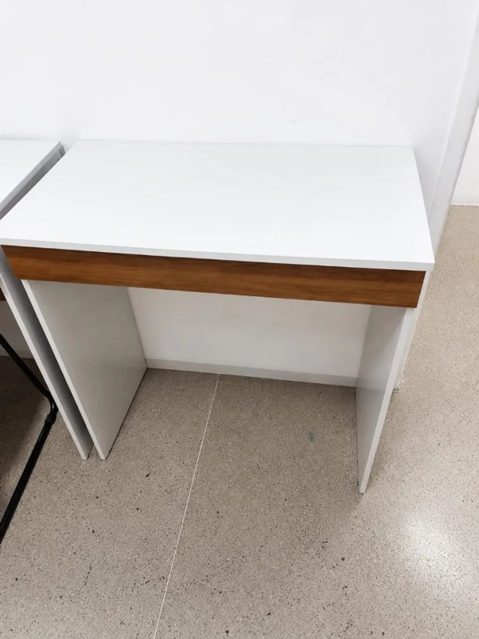 Mesa / Escrivaninha compacta, moderna - Foto 4