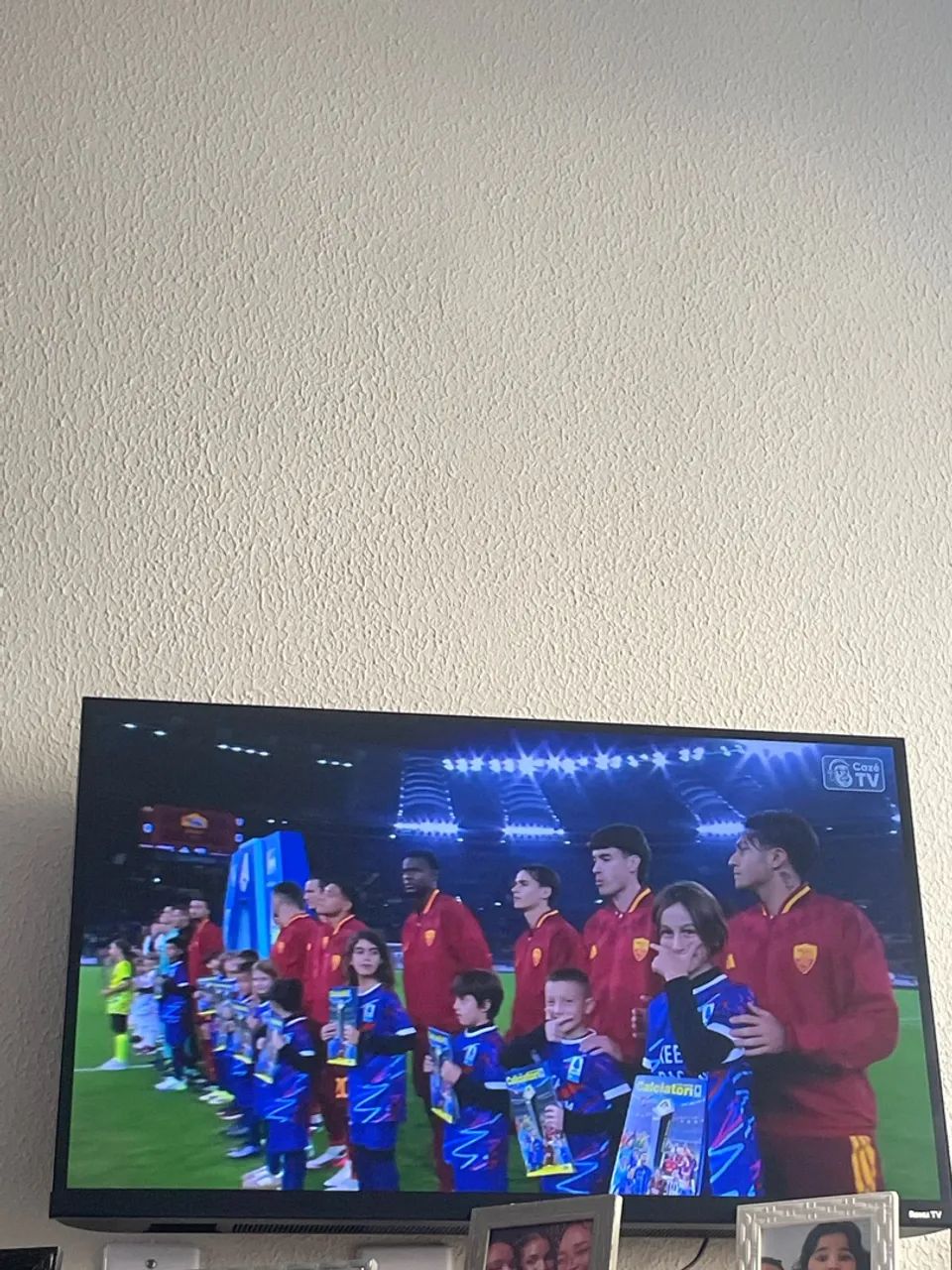 Tv (Roku)32