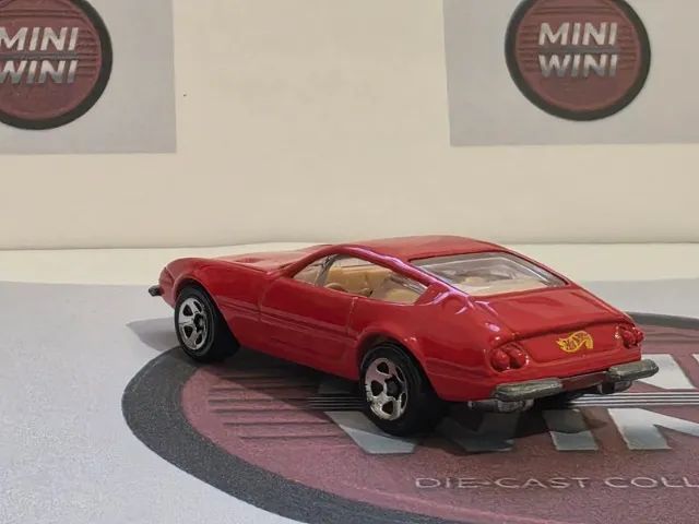 Hot Wheels - Ferrari 365 GTB/4 Vermelho - Mainline 2000 - LOOSE