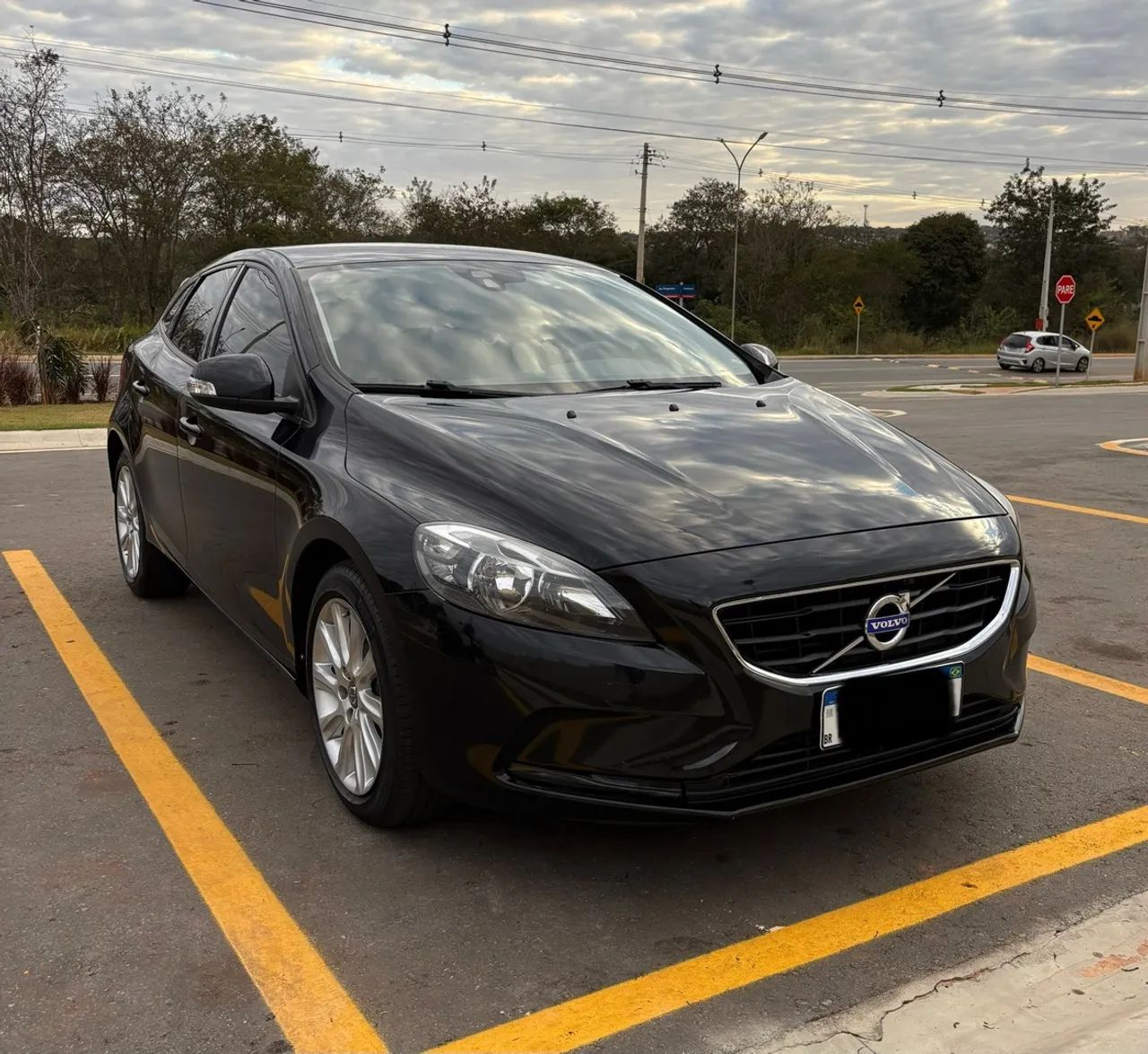 Volvo V40 V40 T-4 2.0 Aut./Mec. 2015
