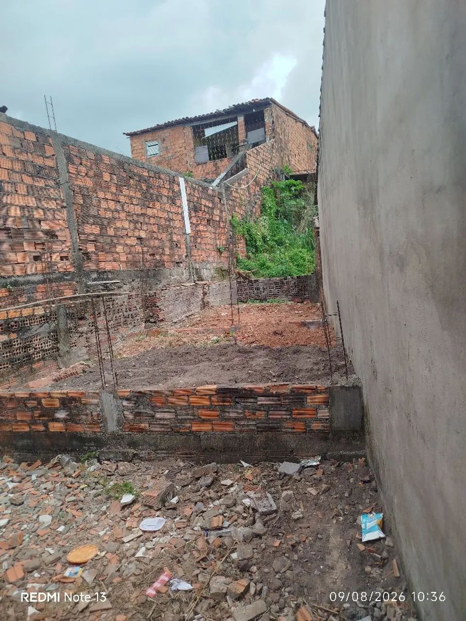 Vendo um terreno e junto com a casa  - Foto 4