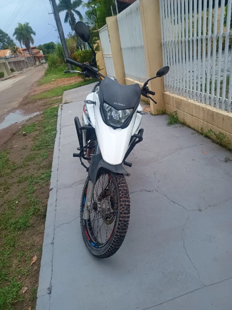 Vendo XRE 300  - Foto 4