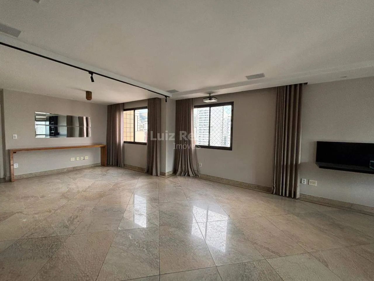 Apartamento para aluguel, 4 quartos, 210m² no Funcionários - Foto 4