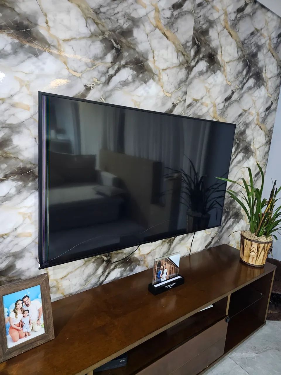 Tv samsung 65 polegadas tela quebrada - Foto 2