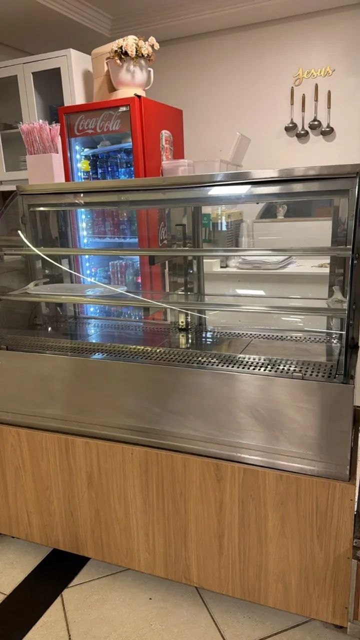 Vitrine Refrigerada Doceria  - Foto 3
