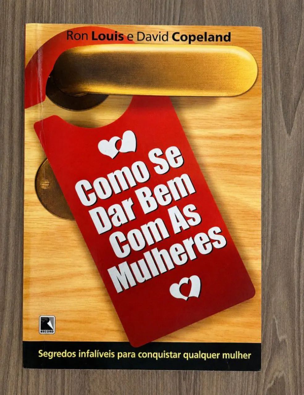Livro Secreto: Como Se Dar Bem Com As Mulheres | 340 páginas