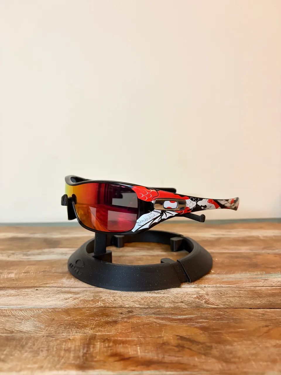 oakley antix ernesto