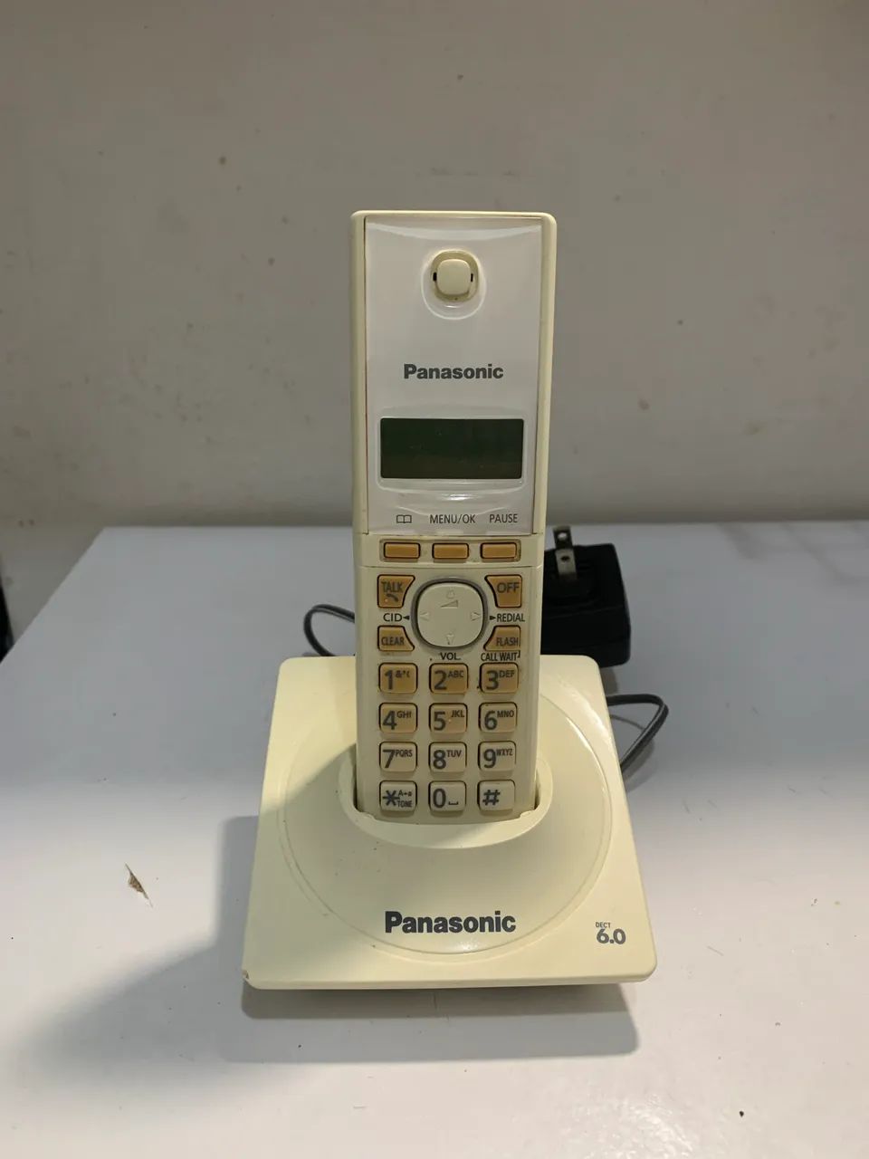 Telefone sem fio Panasonic modelo KX-TG1711CA. - Foto 2