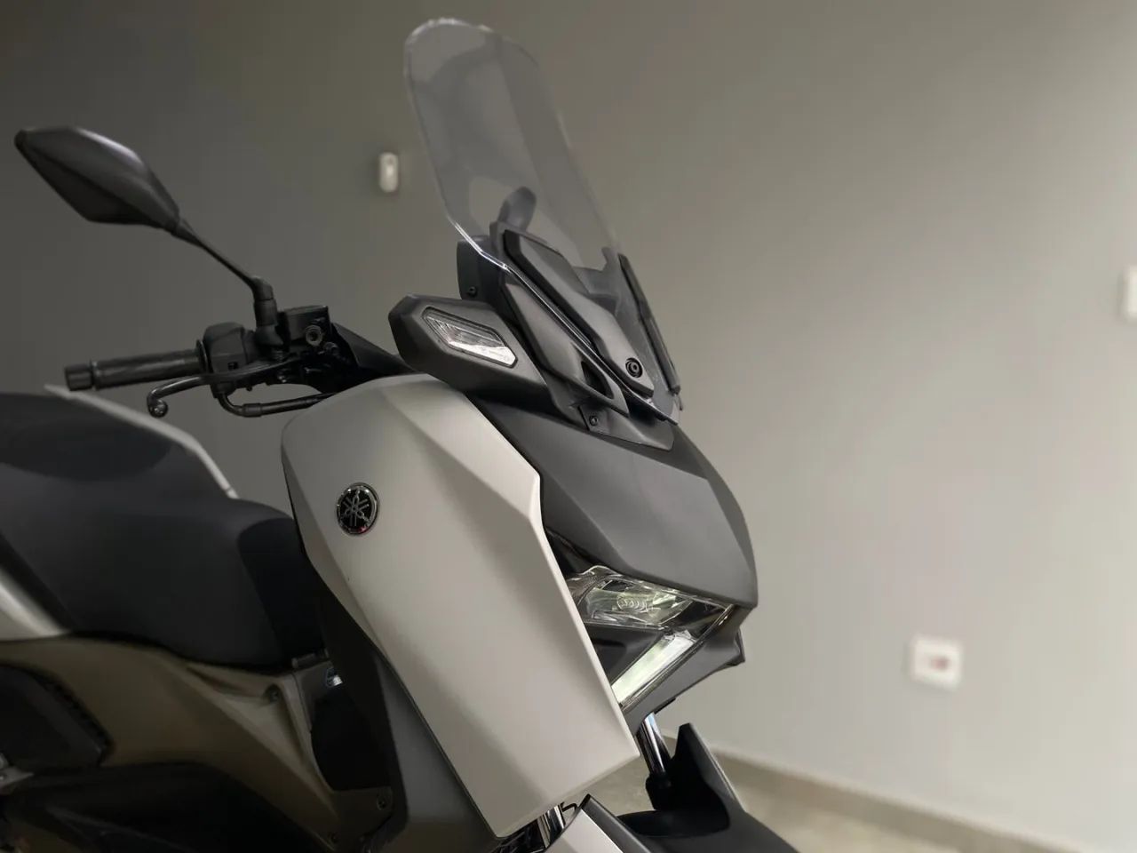 Yamaha Xmax 250 connected abs 2025 - Foto 3