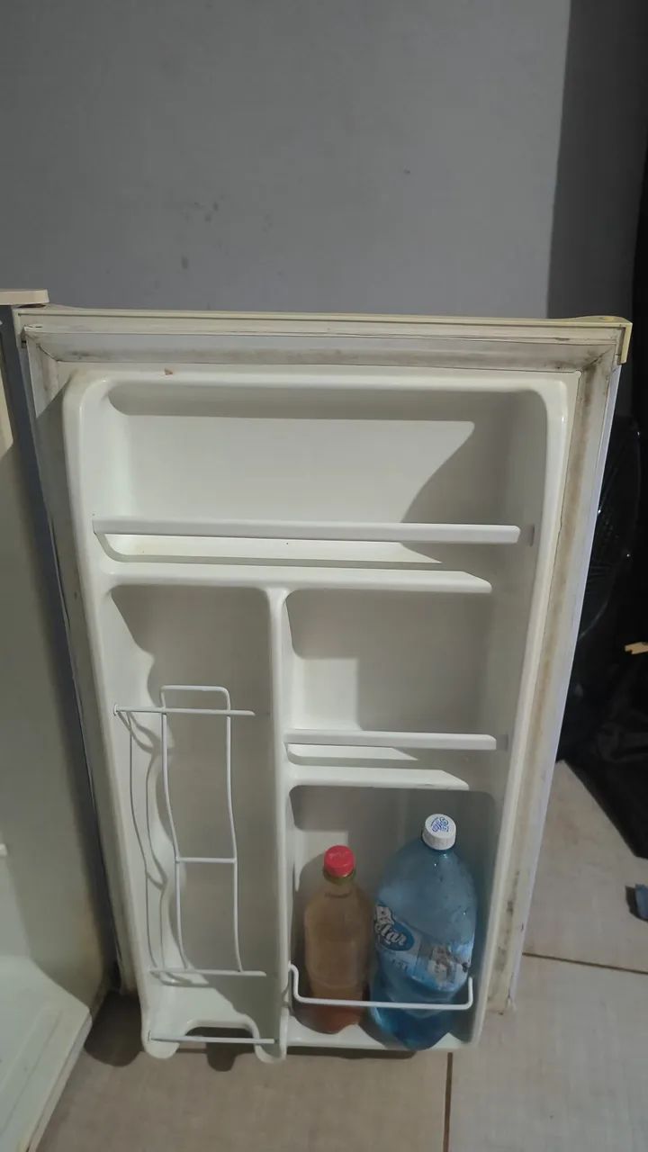 Frigobar Midea 120 L