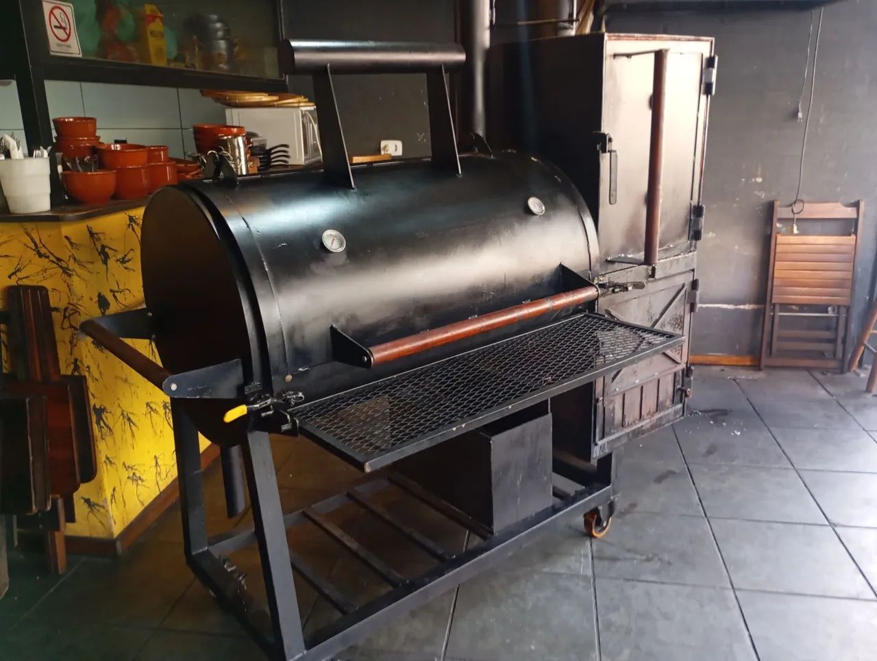 Churrasqueira Pit Smoker