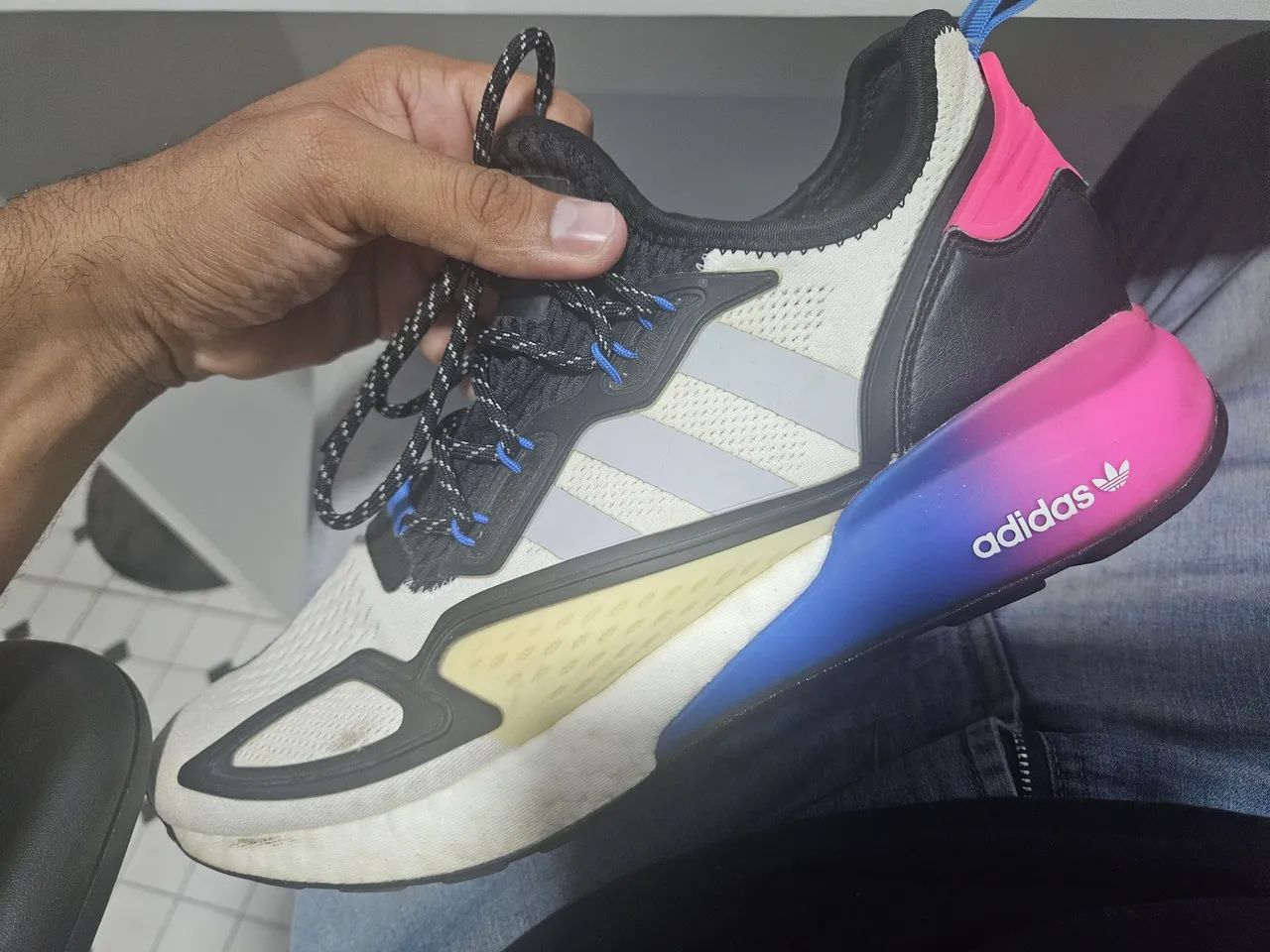 Adidas ZX 2K Boost - Calçados Esportivos - Condomínio Privê Lucena