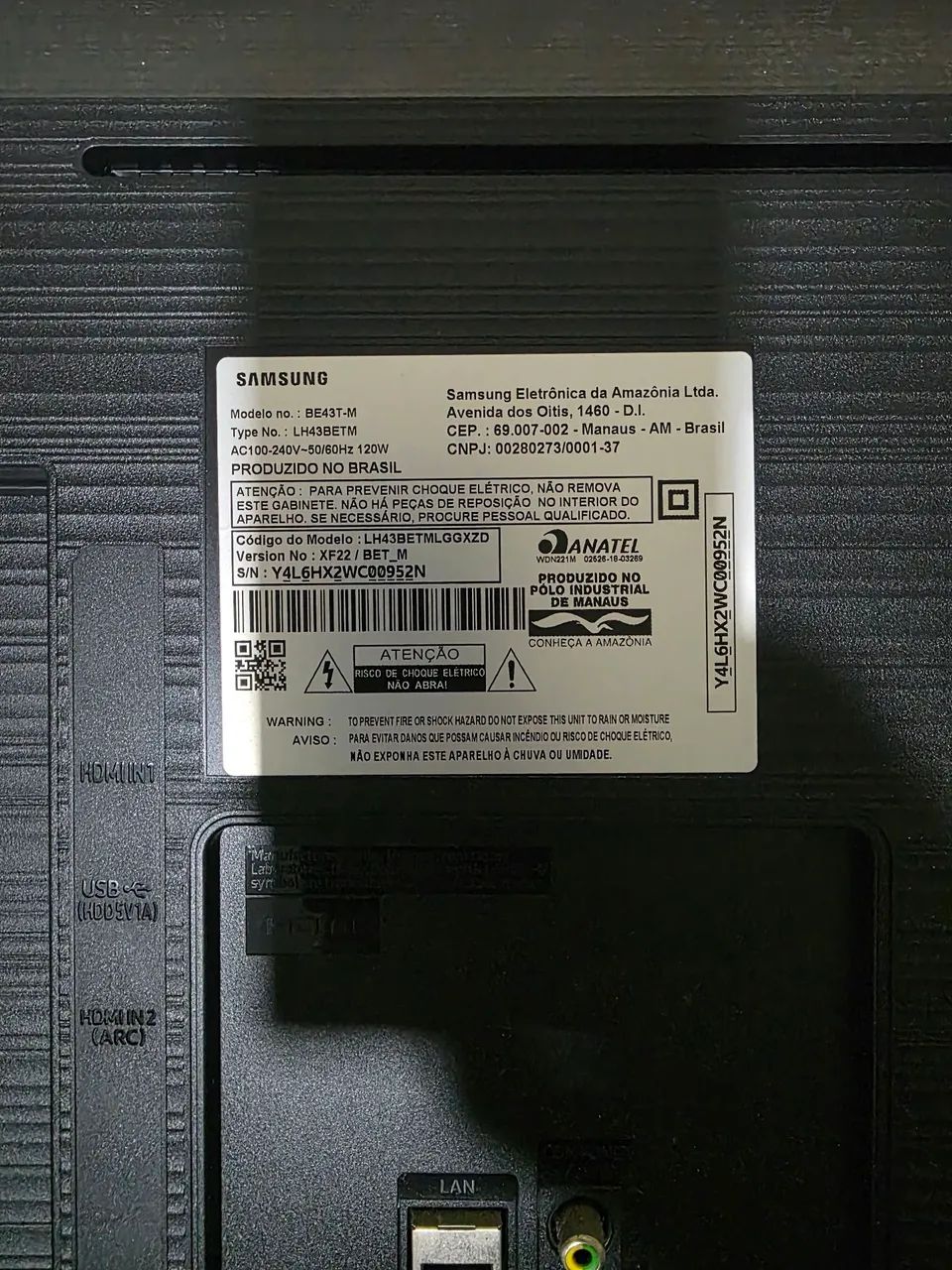 Tv samsung 43 com defeito