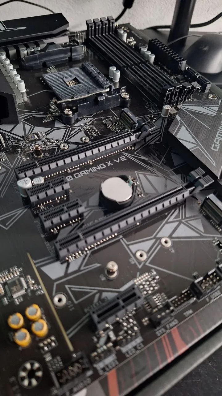 Placa-Mãe AM4 Gigabyte B550 Gaming X V2 - Foto 4