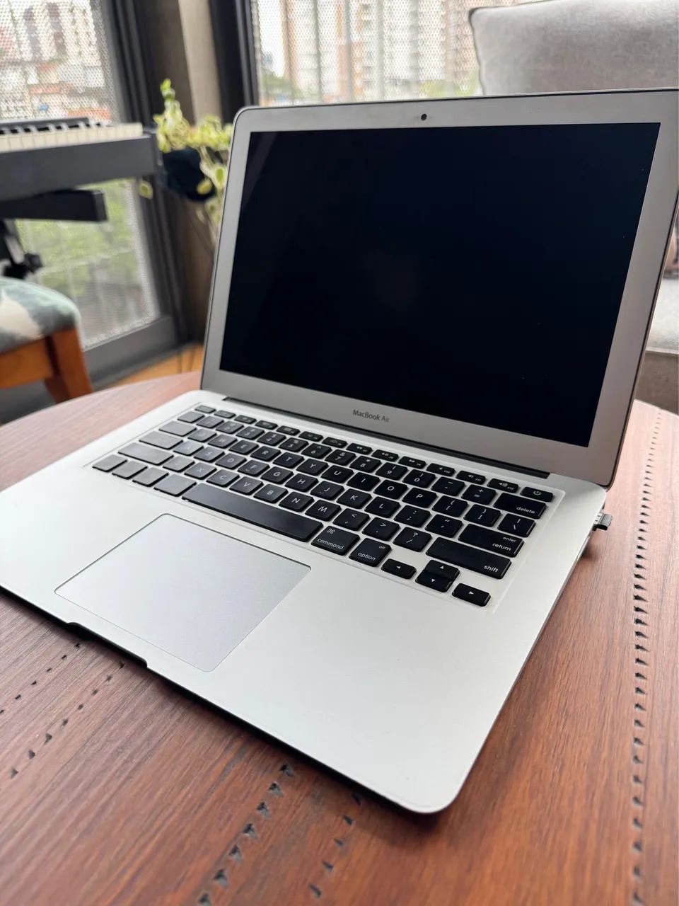 | 2013 Mid 13? Air MacBook 2013) Mid (13-inch, Air MacBook 超美品 4GB de marcas + boa bateria | 128GB | MacBook本体