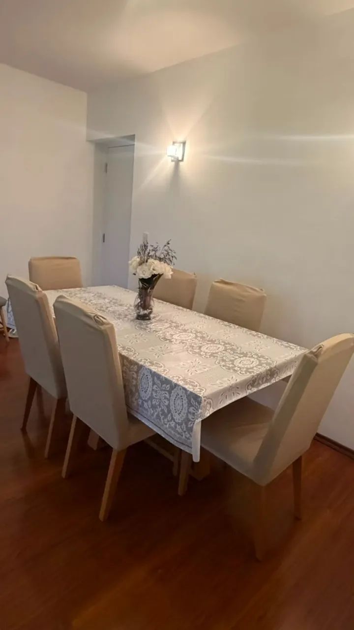 Mesa de jantar 6 cadeiras