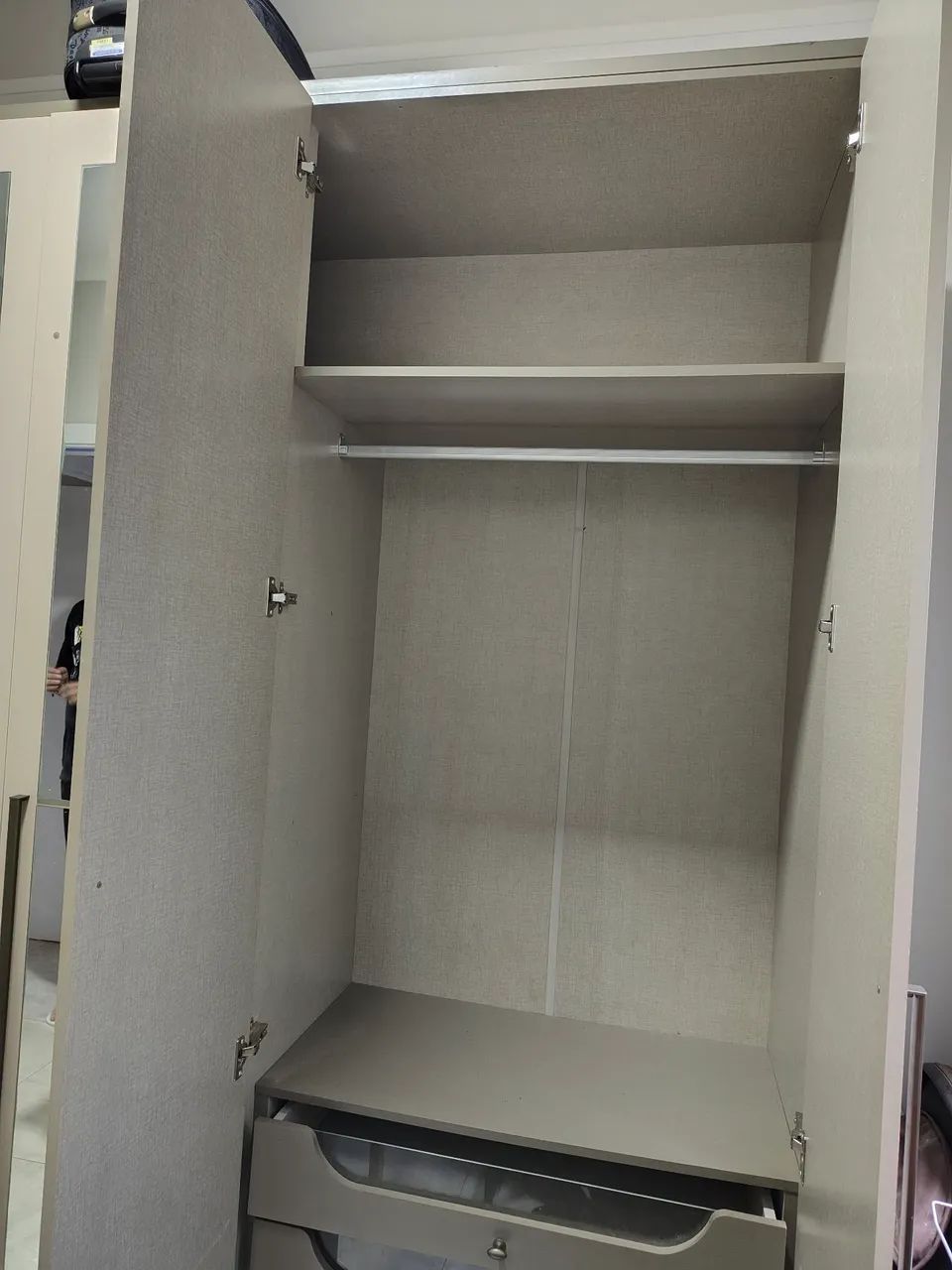 Guarda roupas  - Foto 4