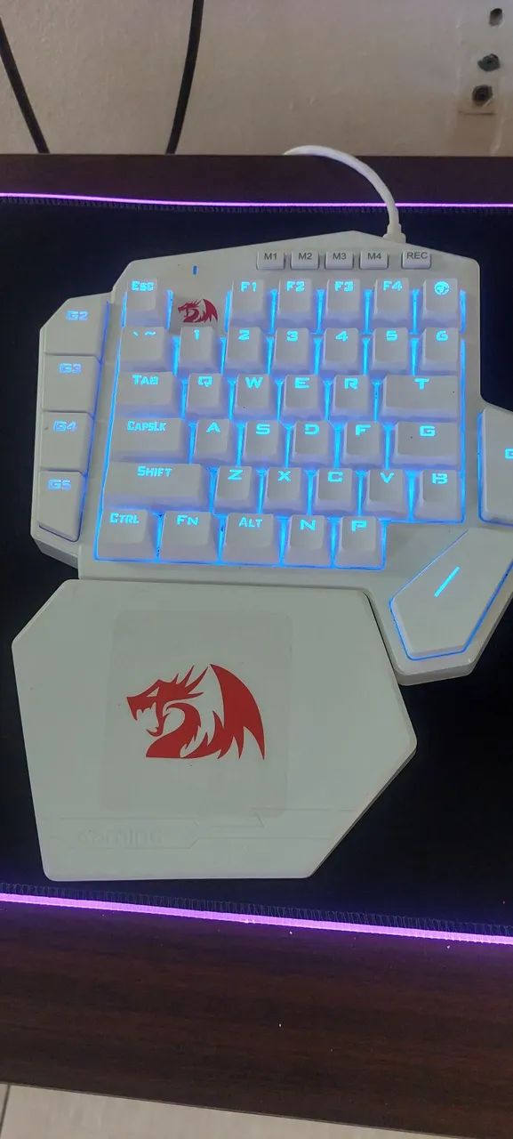 KIT MK, MOUSE,TECLADO E MOUSE PAD,USADO APENAS DUAS VEZES  - Foto 3