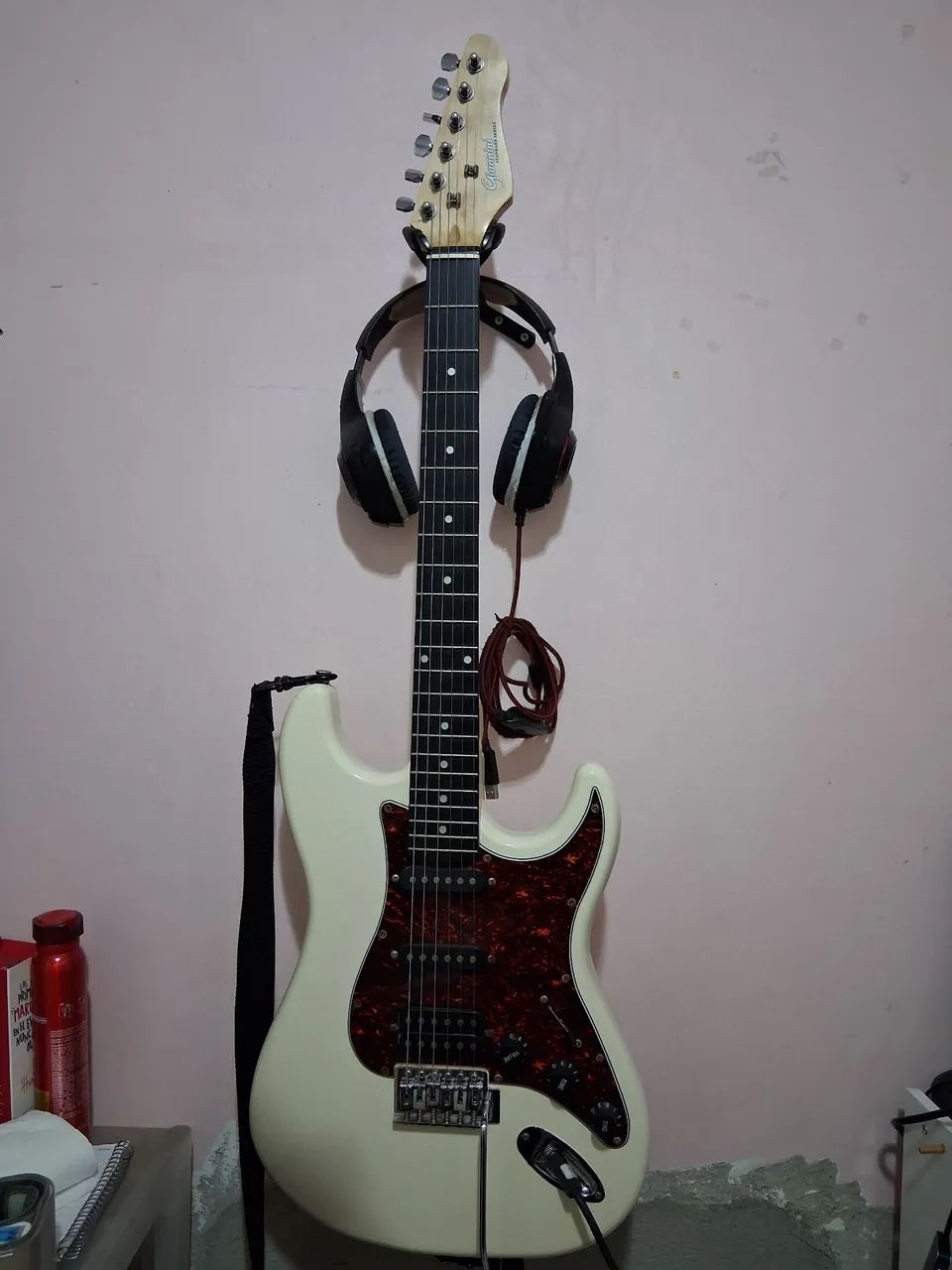 Guitarra Gianini Stratocaster