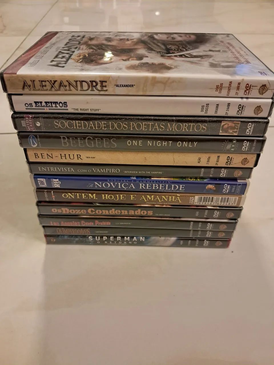 Pacote 12 DVDs com títulos diversos
