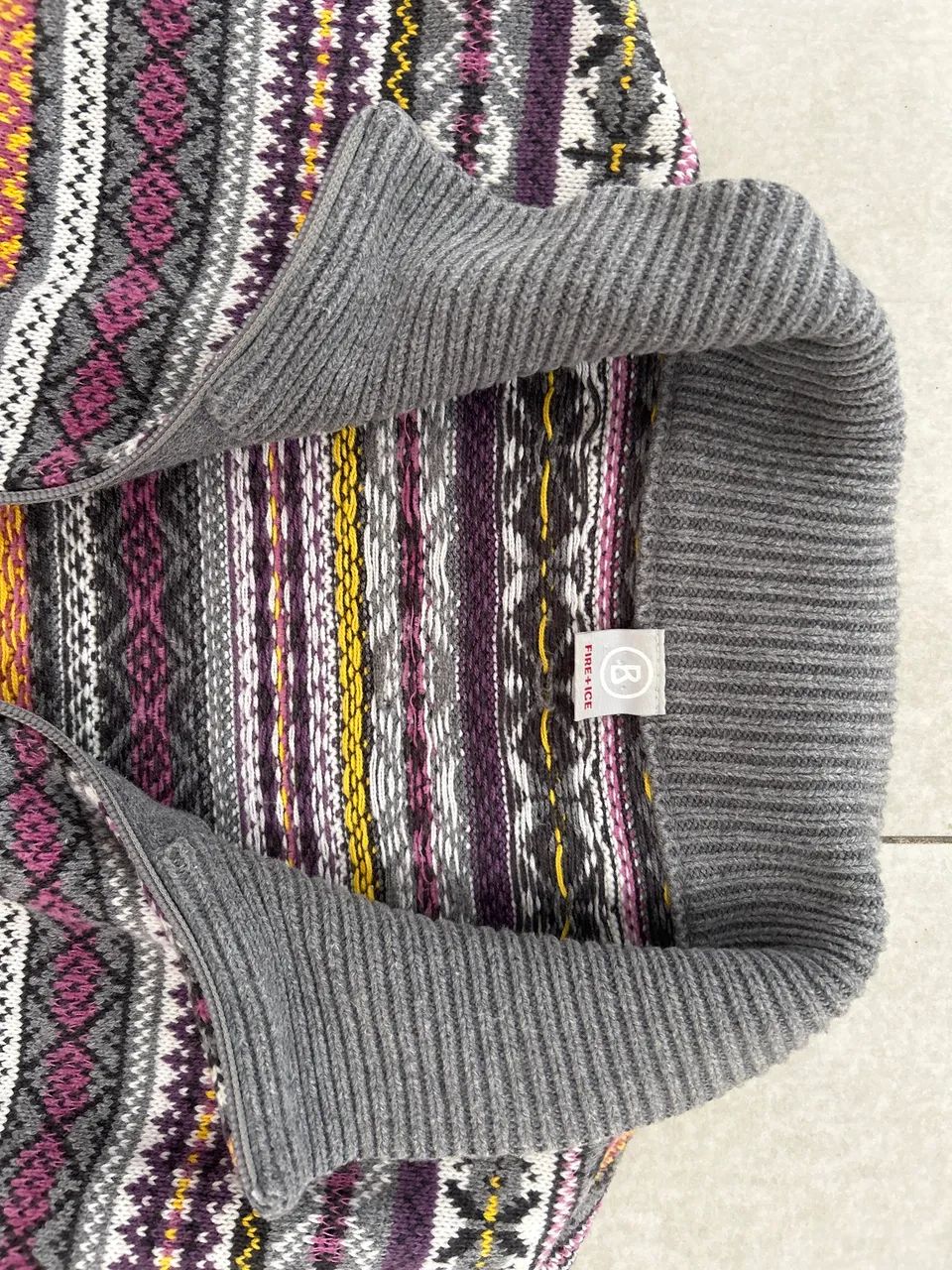 Roupa de frio Jaqueta estampada com ziper - Foto 5