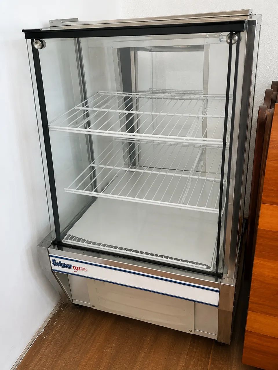 Estufa para salgados quente e balcão refrigerado - Foto 2