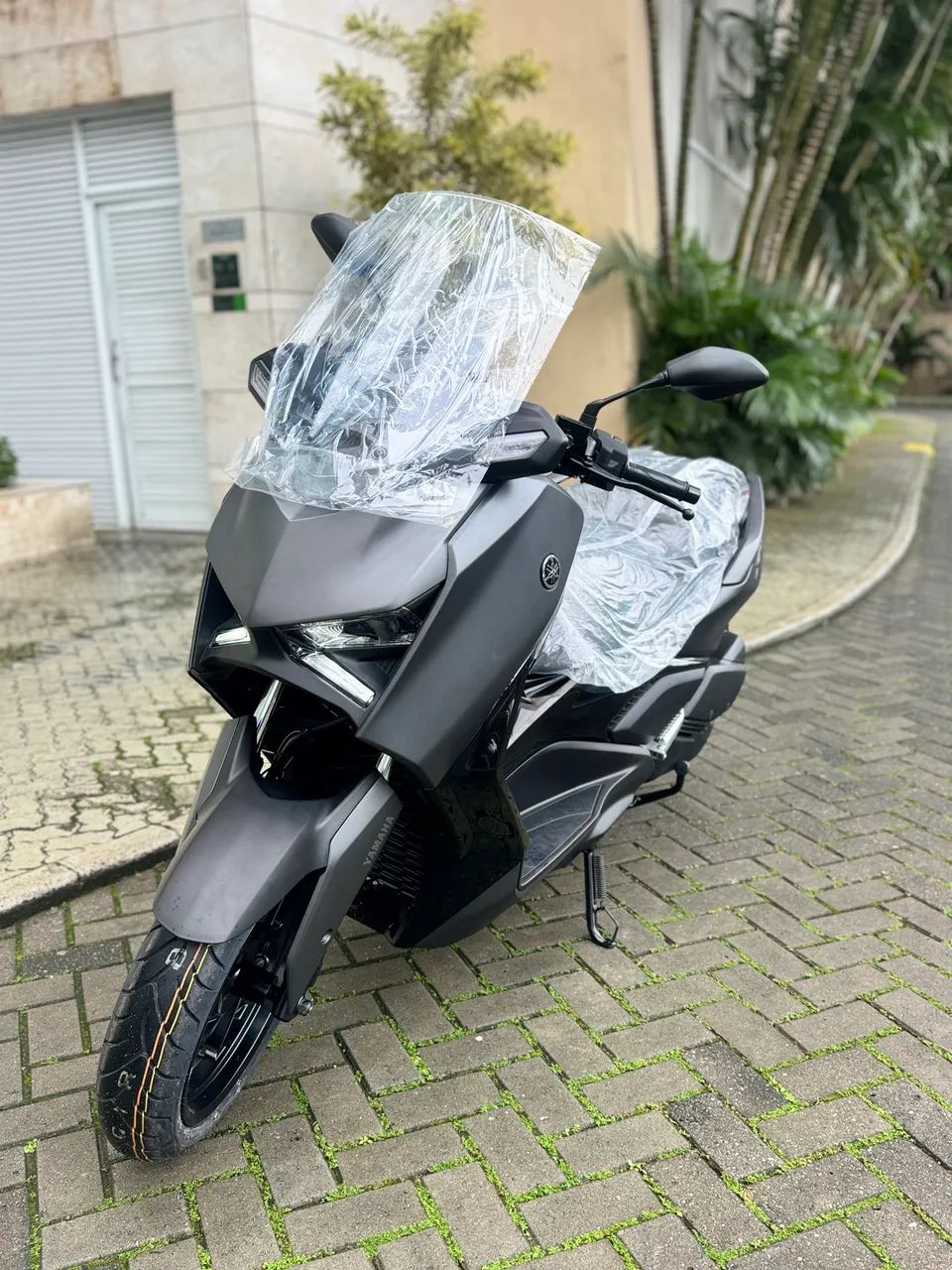 Xmax 300 2027 Yamaha xmax 2027 zero km  - Foto 2