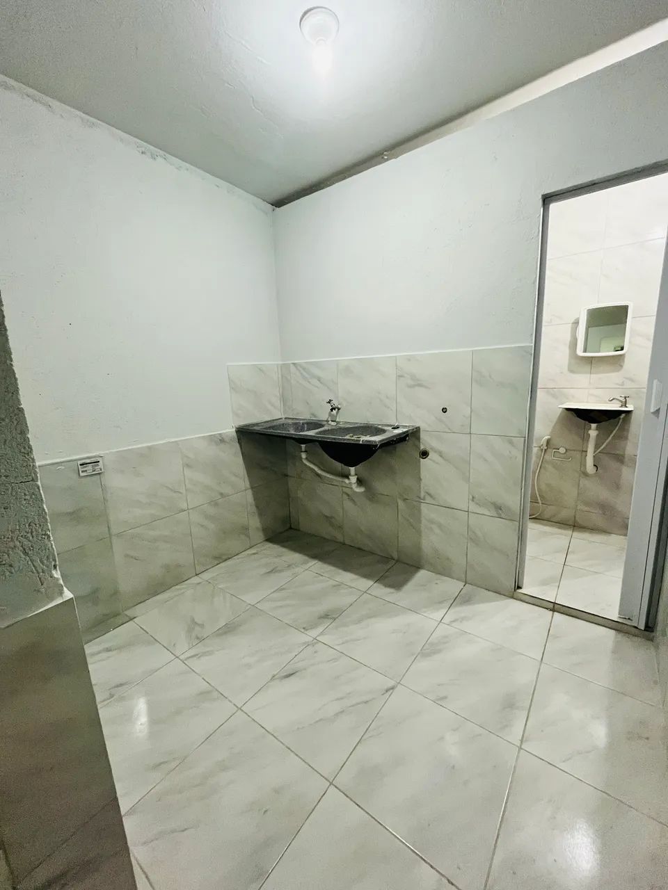 Kitnet em Messejana 