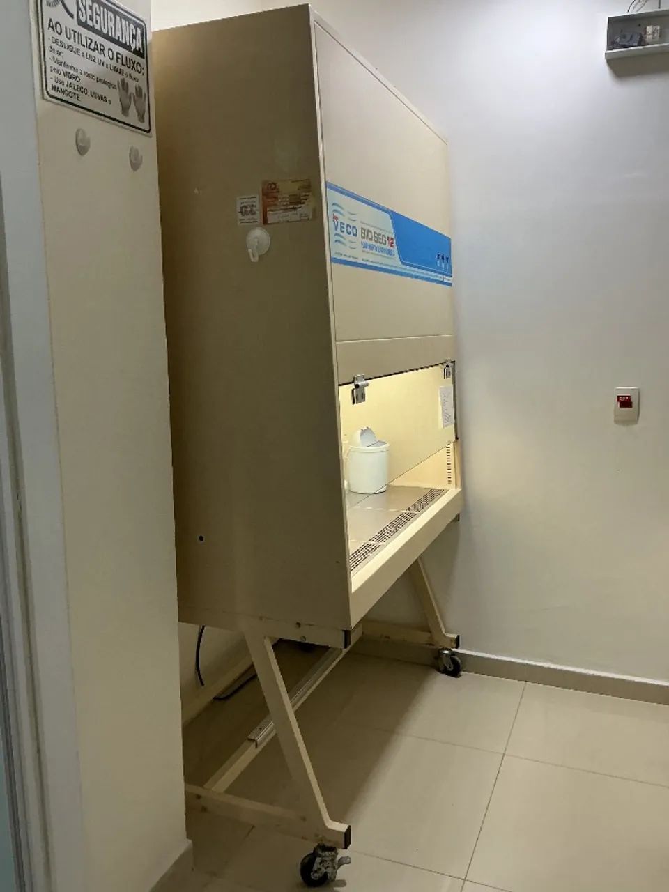Cabine de Segurança Biológica (Fluxo Laminar) Classe II Tipo A2, modelo Bio Seg 12