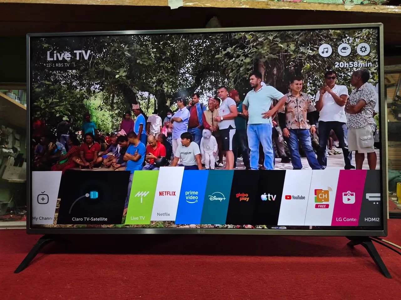 Smart TV LG 43 polegadas completa  - Foto 2